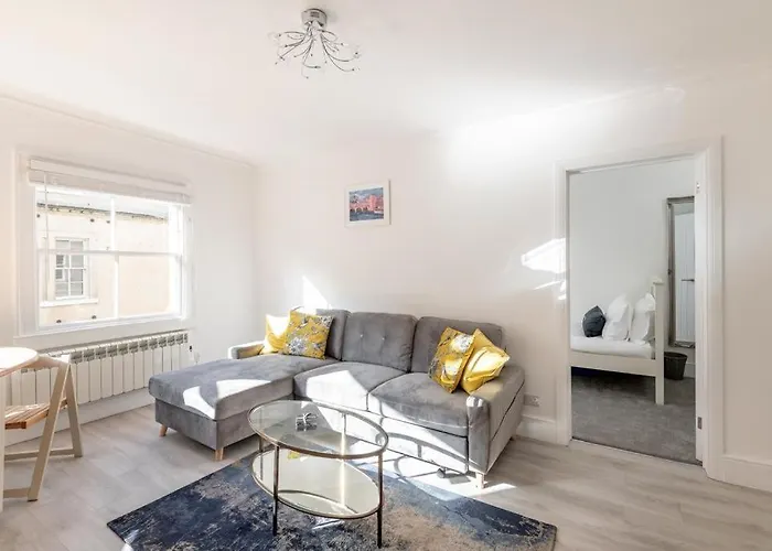 Flat In Bath City Centre